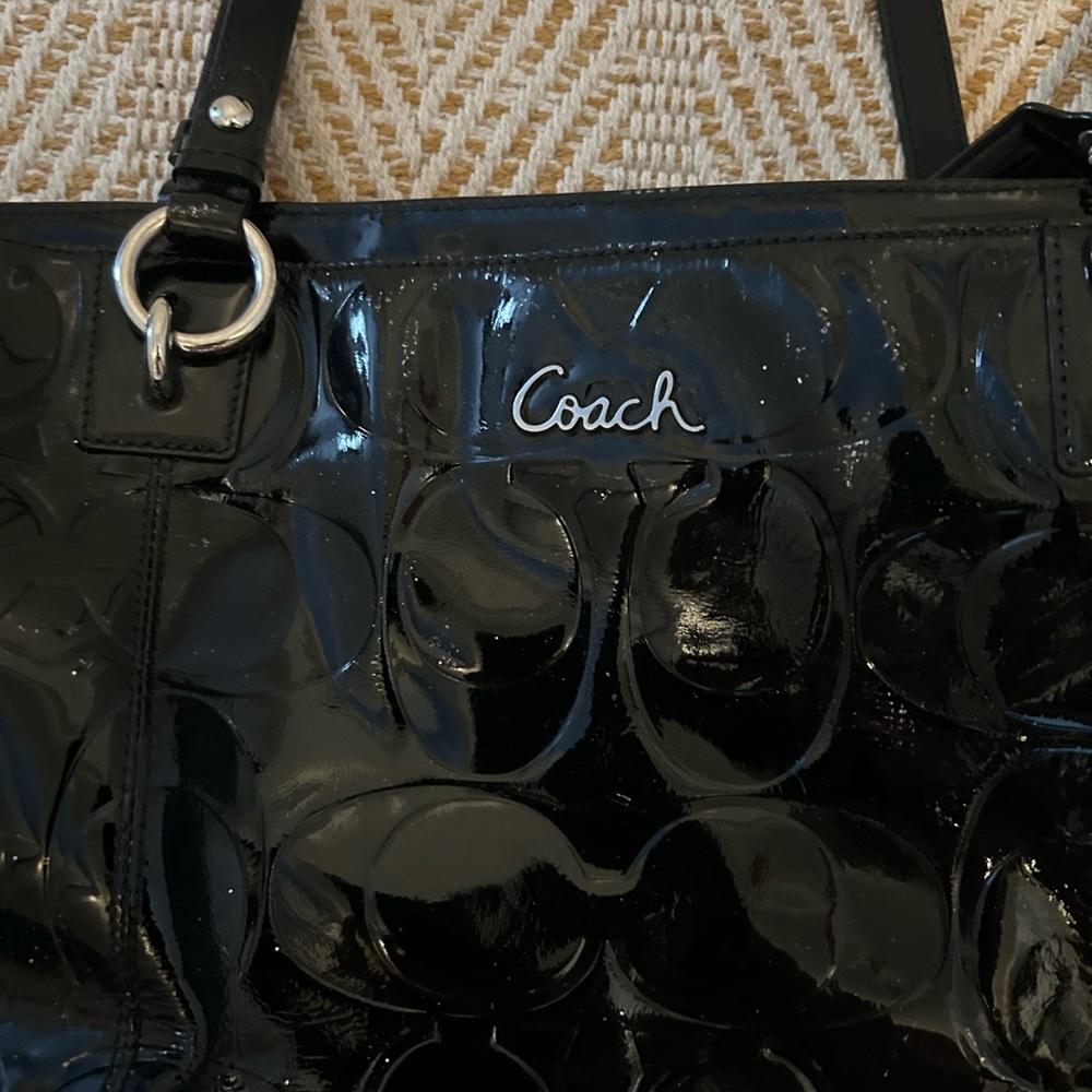 Coach black patent leather bag - Picture 2 of 7